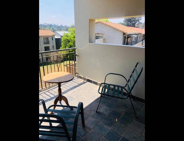 2 BEDROOM PROPERTY TO RENT IN PARKTOWN